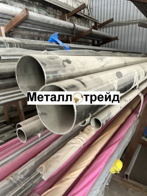 Труба нержавеющая профильная AISI 201 35х35х1,5 мм 6000